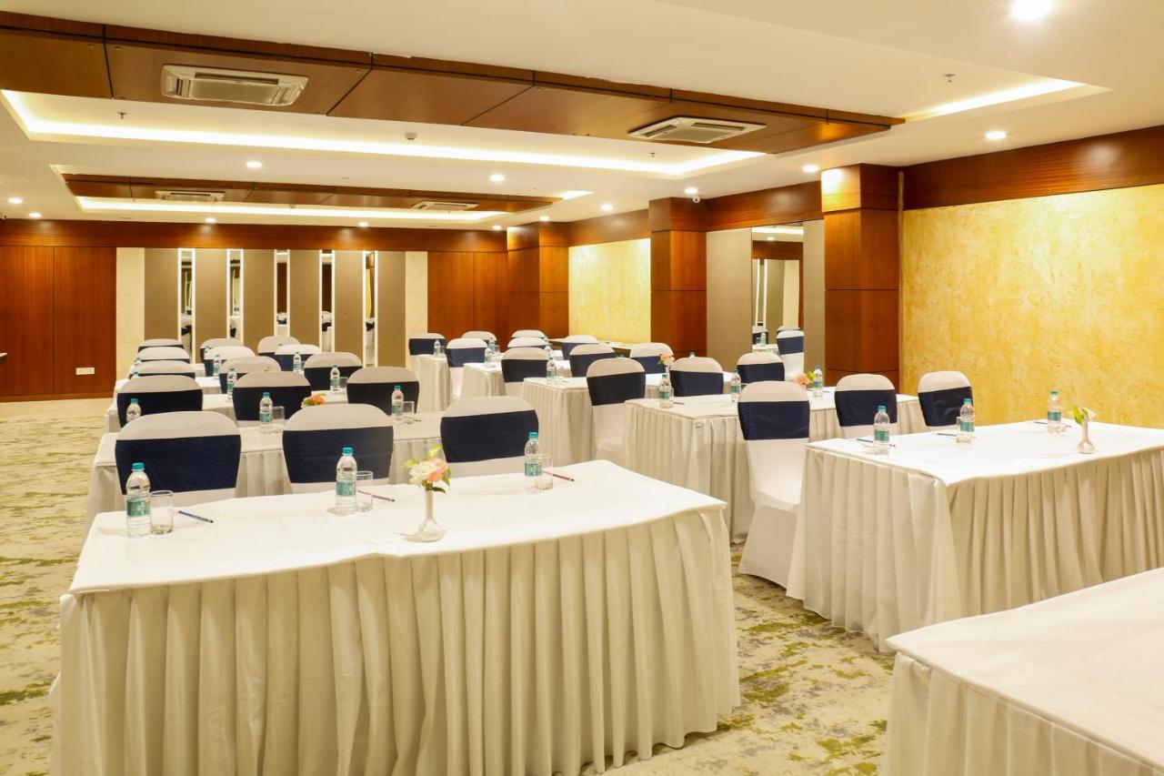 Nemesia City Center - Gurugram, Sector 29 Gurgaon Dış mekan fotoğraf