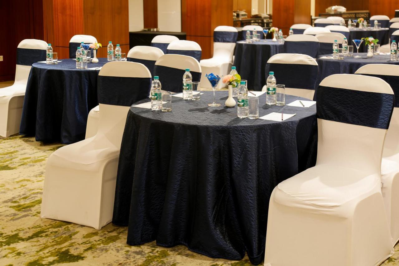 Nemesia City Center - Gurugram, Sector 29 Gurgaon Dış mekan fotoğraf