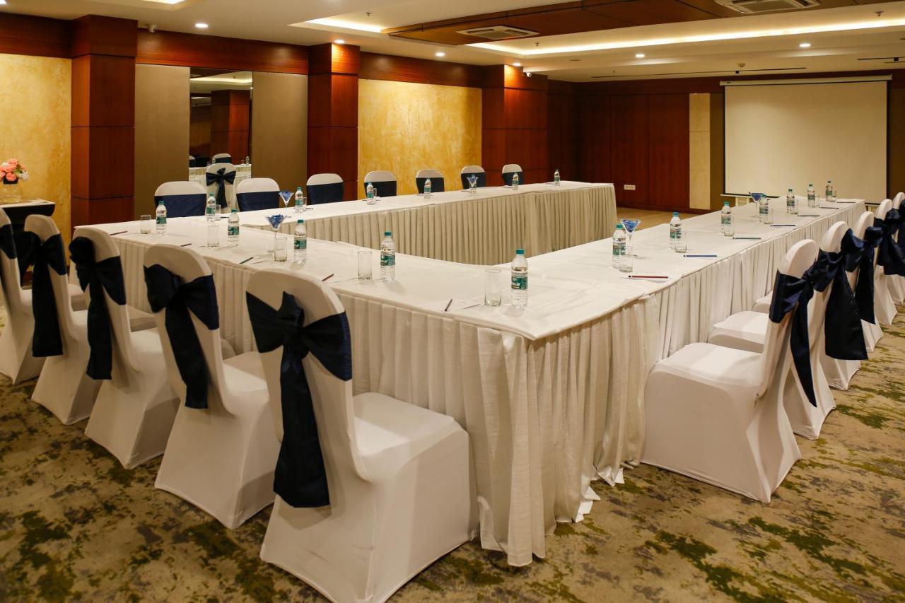 Nemesia City Center - Gurugram, Sector 29 Gurgaon Dış mekan fotoğraf