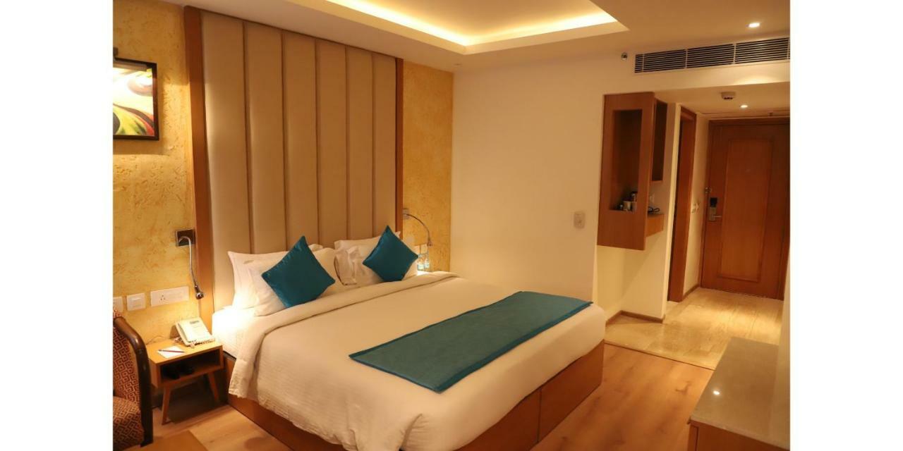 Nemesia City Center - Gurugram, Sector 29 Gurgaon Dış mekan fotoğraf