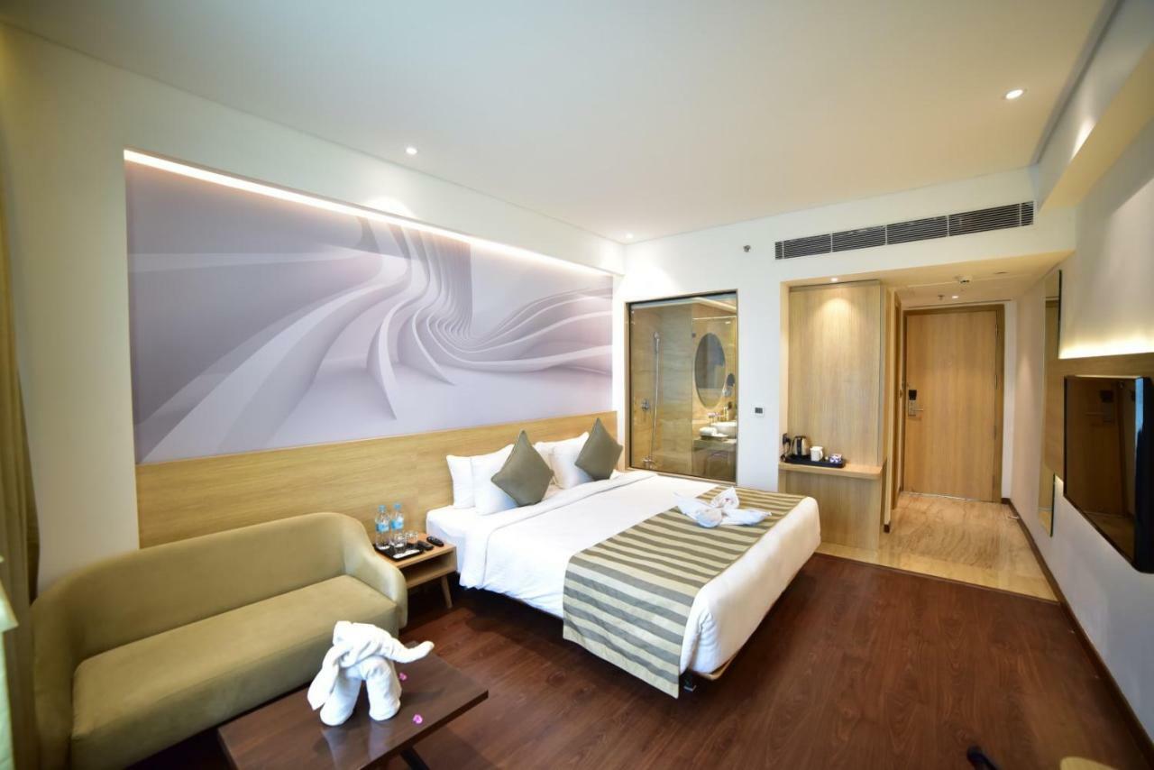 Nemesia City Center - Gurugram, Sector 29 Gurgaon Dış mekan fotoğraf